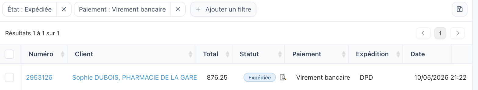 Deux étiquettes de filtres actifs au-dessus de la liste